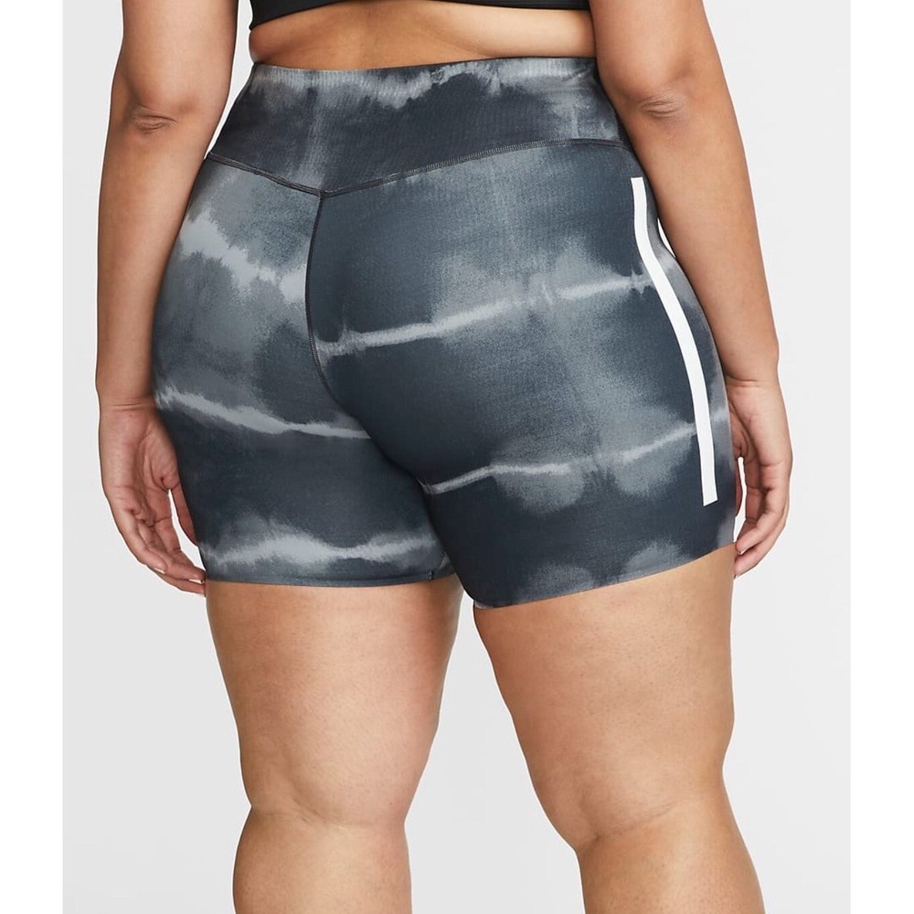 Nike One Luxe Women's 7" Mid-Rise Printed Training Shorts Plus Size 2X NWT $55 - Picture 2 of 13